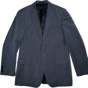 Hugo Boss Super 100’s Suit. Like New